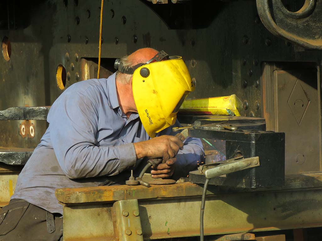 Welding work on tender for Urie S15 No 499