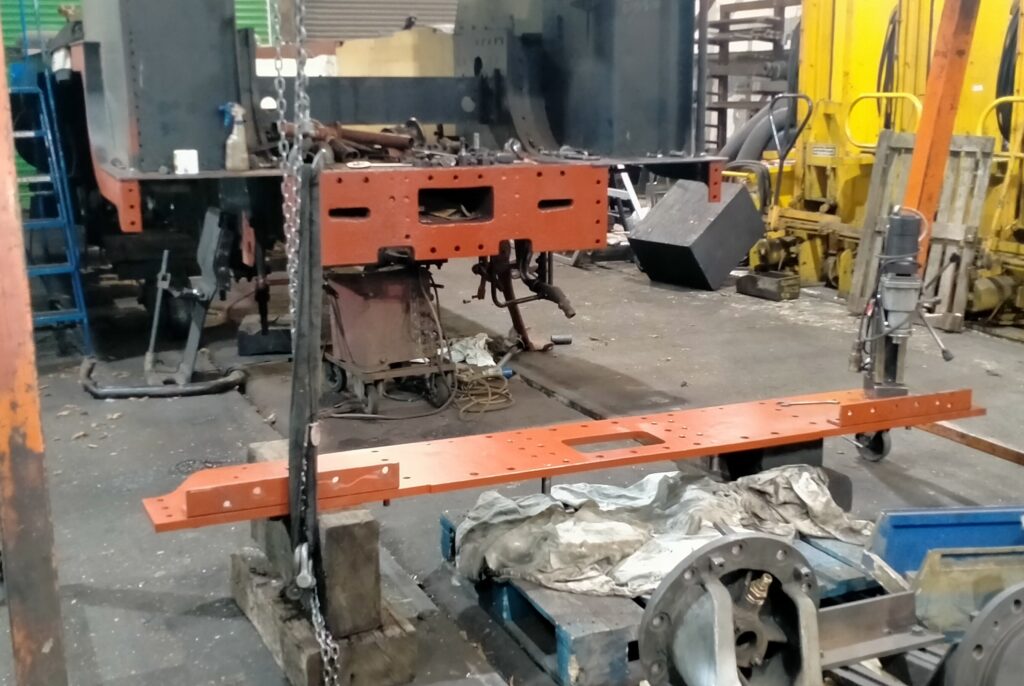 499's new drag box buffer beam. 
